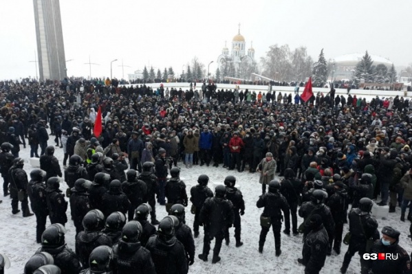 По официальным данным, в несанкционированной акции приняли участие около 1000 человек По официальным данным, в несанкционированной акции приняли участие около 1000 человек
