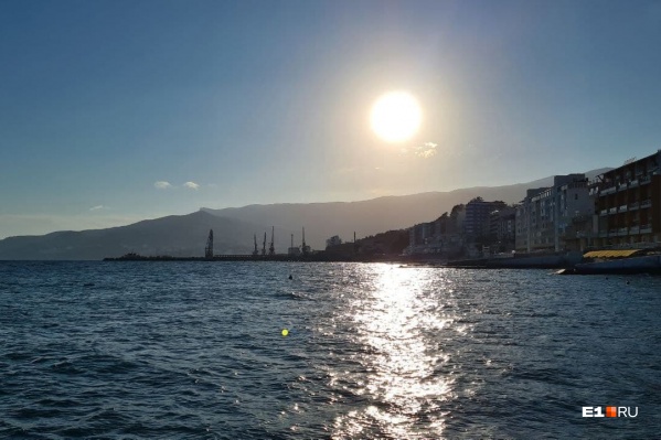 Даже в сентябре в Крыму можно купаться