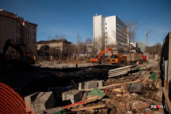 Последнее время рост цен заметен во многих сферах. Увеличивается и стоимость продуктов питания. Всё это происходит на фоне инфляции Последнее время рост цен заметен во многих сферах. Увеличивается и стоимость продуктов питания. Всё это происходит на фоне инфляции