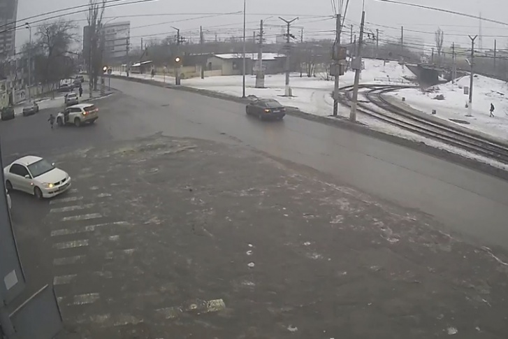 Авария на переходе в Центральном районе случилась в прошлую пятницу Авария на переходе в Центральном районе случилась в прошлую пятницу