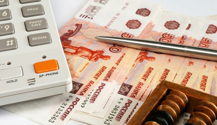 Красноярским коммунальщикам упростили списание с банковских карт жителей «сумасшедших» долгов по ЖКХ