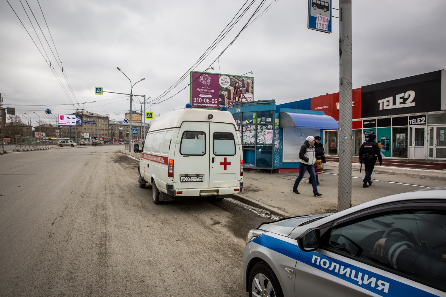 В «скорой» сидел автоинспектор, он связывался с коллегами из ГИБДД в случае нарушения<br> В «скорой» сидел автоинспектор, он связывался с коллегами из ГИБДД в случае нарушения<br>