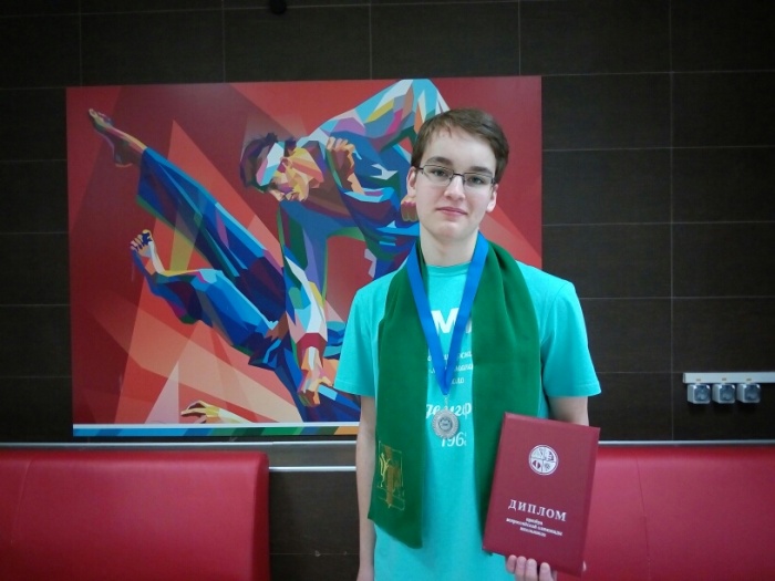 16-летний призер олимпиады Сергей Шерстюк 16-летний призер олимпиады Сергей Шерстюк