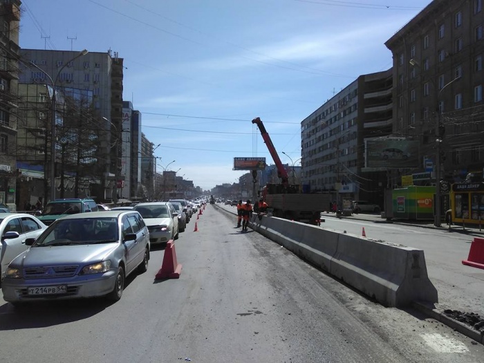 Пробка на Красном проспекте Пробка на Красном проспекте