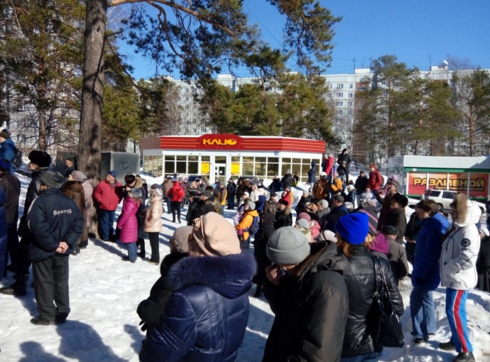 Митинг в Нижней Ельцовке 18 марта Митинг в Нижней Ельцовке 18 марта