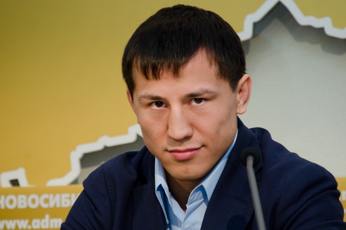 Власов единственный новосибирец, который претендует на звание кумира молодежи России Власов единственный новосибирец, который претендует на звание кумира молодежи России