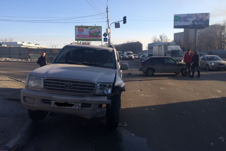 «Тойота» — участница аварии «Тойота» — участница аварии