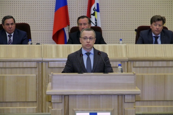 Вице-губернатор Юрий Петухов объяснил, почему его квартира не попала в декларацию за 2015 год, но попадет в декларацию за 2016 год Вице-губернатор Юрий Петухов объяснил, почему его квартира не попала в декларацию за 2015 год, но попадет в декларацию за 2016 год