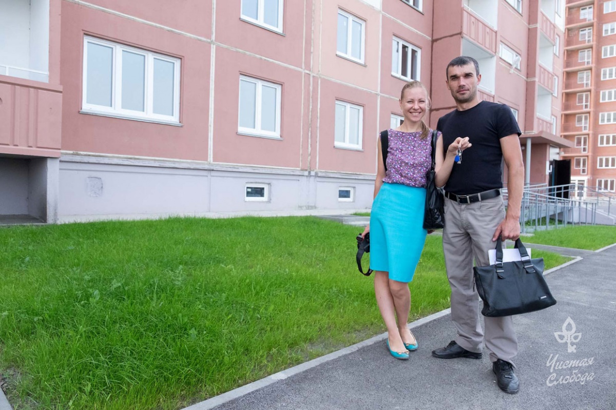 Новоселы в шоке: в «Чистой слободе» заселяют два дома