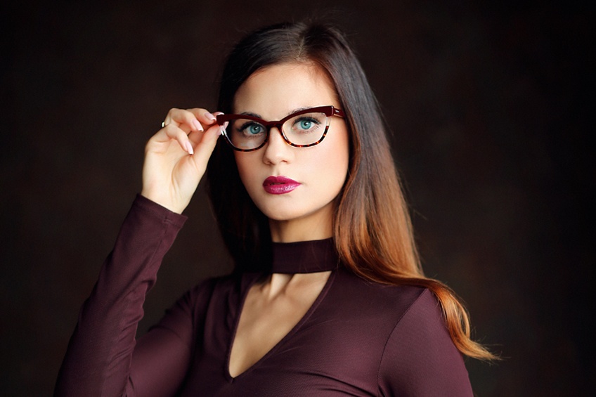 Оправа Max Mara MM1327 YDC, стоимость с учетом скидки 50% — 6950 рублей по кодовому слову «Е1» Оправа Max Mara MM1327 YDC, стоимость с учетом скидки 50% — 6950 рублей по кодовому слову «Е1»