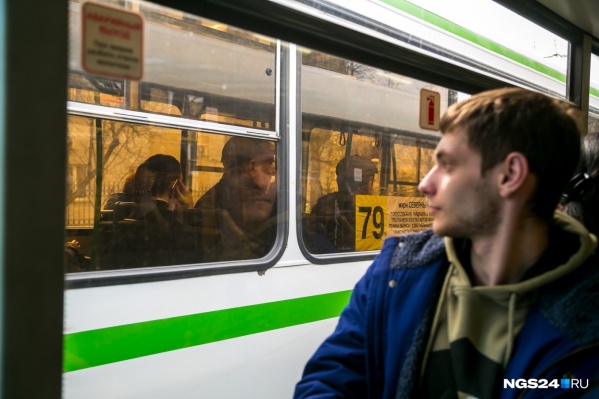 Зарплату водителям будут повышать в два этапа — в 2019 и в 2020 годах Зарплату водителям будут повышать в два этапа — в 2019 и в 2020 годах