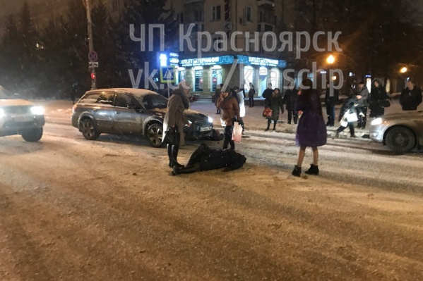 В результате аварии пострадала 18-летняя девушка В результате аварии пострадала 18-летняя девушка
