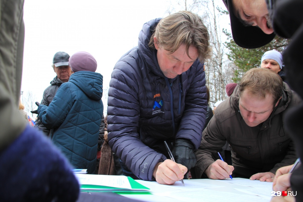 «Запретить строительство полигона»: северяне начали сбор подписей против свалки в Ленском районе