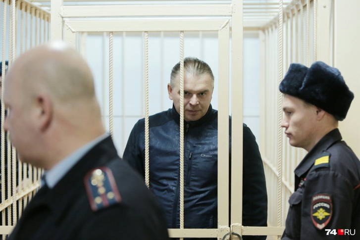 Директор цирка почти два с половиной месяца провёл за решёткой и больше девяти — под домашним арестом Директор цирка почти два с половиной месяца провёл за решёткой и больше девяти — под домашним арестом