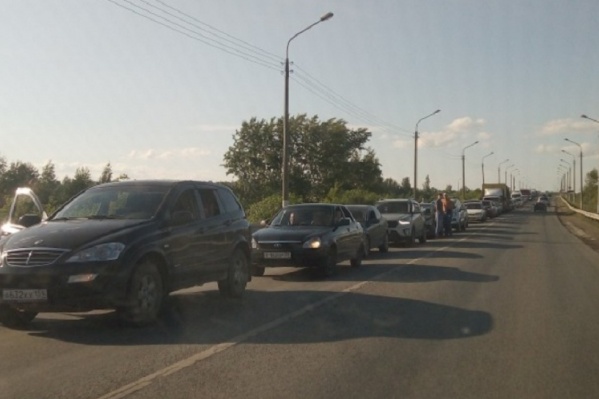 Пробка была даже на Восточном обходе Пробка была даже на Восточном обходе