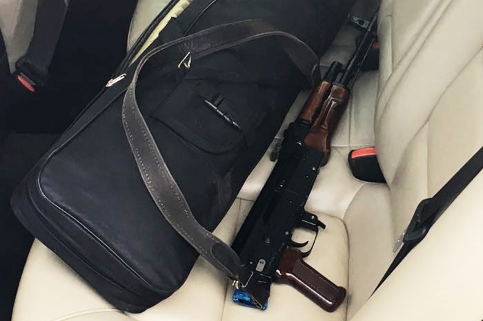Полицейские одного отдела попались на торговле чужими ружьями Полицейские одного отдела попались на торговле чужими ружьями