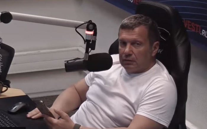 Телеведущий отметил, что является противником подобных акций Телеведущий отметил, что является противником подобных акций