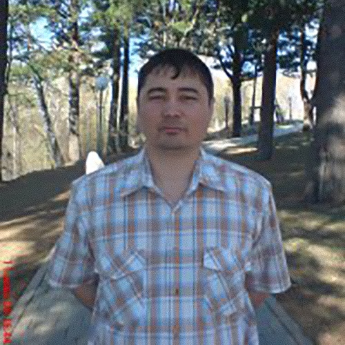 Тимуру 39 лет. Он из Тобольска, недавно устроился на работу в Уфу Тимуру 39 лет. Он из Тобольска, недавно устроился на работу в Уфу