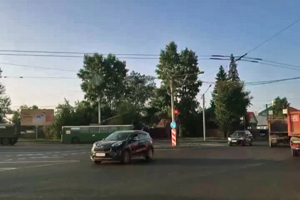 Очевидцы заметили, что разметку переделали в тот же день Очевидцы заметили, что разметку переделали в тот же день