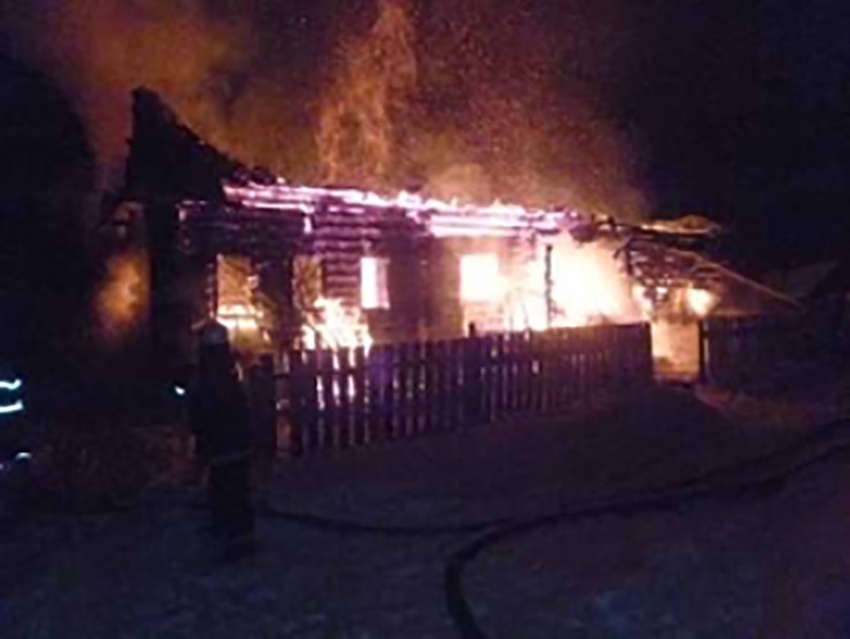 Годовалый малыш погиб при пожаре в Нижегородской области, пока мама ходила в гости