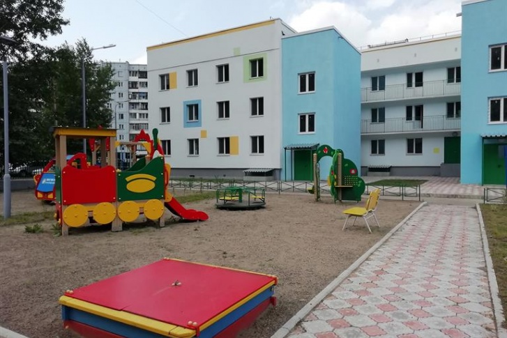 Так выглядит отремонтированное трёхэтажное здание Так выглядит отремонтированное трёхэтажное здание