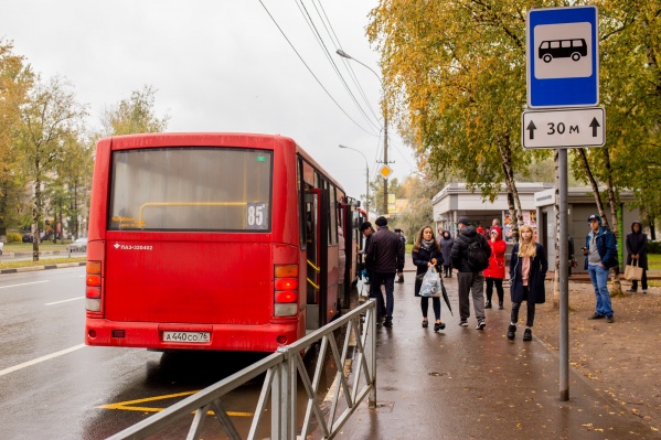 Так как ярославские маршрутки стали дешевле муниципального транспорта, в них прибавилось пассажиров Так как ярославские маршрутки стали дешевле муниципального транспорта, в них прибавилось пассажиров