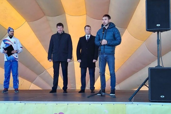 Шипулин объявил об участии в праймериз со сцены Шипулин объявил об участии в праймериз со сцены