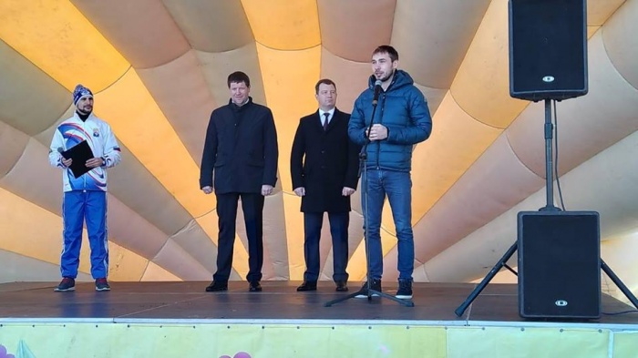 Шипулин объявил об участии в праймериз со сцены Шипулин объявил об участии в праймериз со сцены