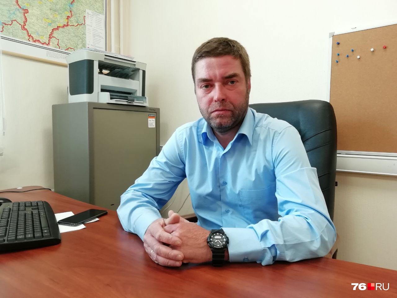 Врач Павел Любошевский предупреждает, что нельзя отсасывать и выдавливать змеиный яд из раны Врач Павел Любошевский предупреждает, что нельзя отсасывать и выдавливать змеиный яд из раны