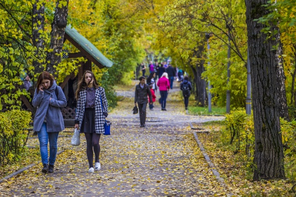 Первая декада октября, согласно прогнозу, может оказаться теплее климатической нормы на 1–2 градуса Первая декада октября, согласно прогнозу, может оказаться теплее климатической нормы на 1–2 градуса