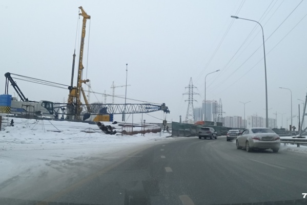 В этом году на строительство объездной <a href="https://72.ru/text/gorod/396383974899712.html" class="io-leave-page _" target="_blank">выделили около двух миллиардов рублей</a>.<br><br> В этом году на строительство объездной <a href="https://72.ru/text/gorod/396383974899712.html" class="io-leave-page _" target="_blank">выделили около двух миллиардов рублей</a>.<br><br>