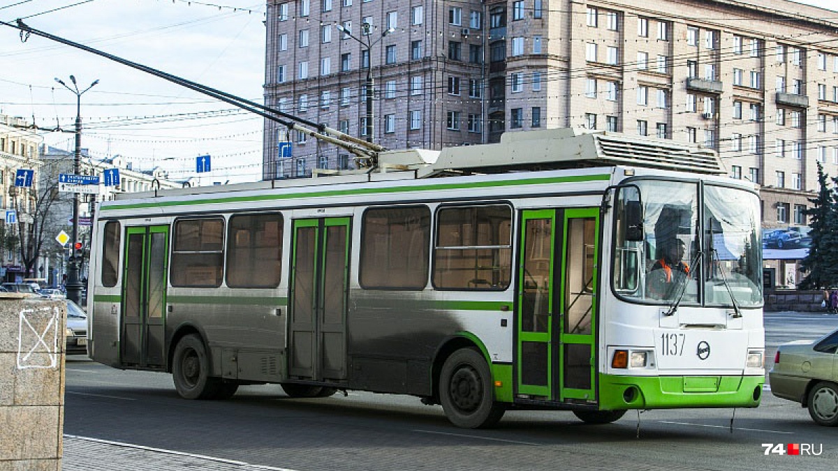 А какой маршрут троллейбуса № 5 удобнее
вам?