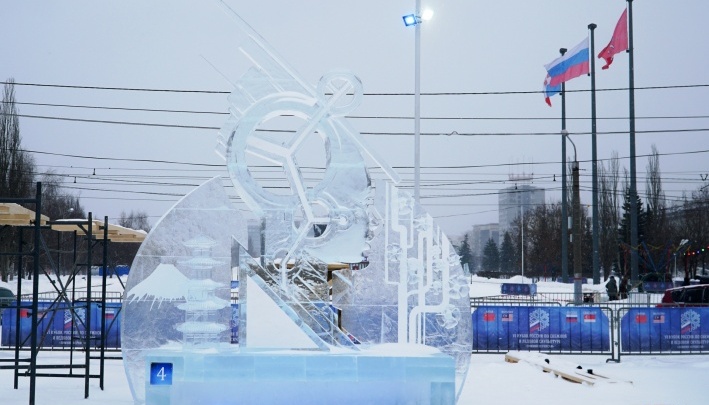Екатеринбургские мастера стали третьими на Кубке России по снежной и ледовой скульптуре