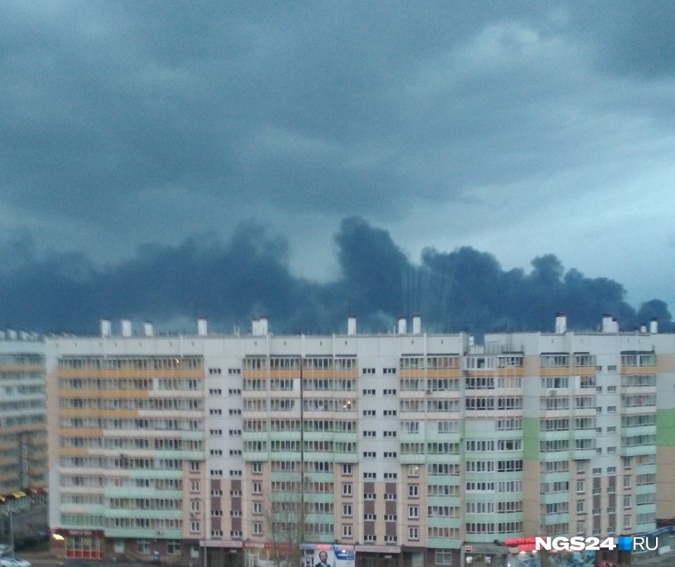 Дым видят даже жители Советского района