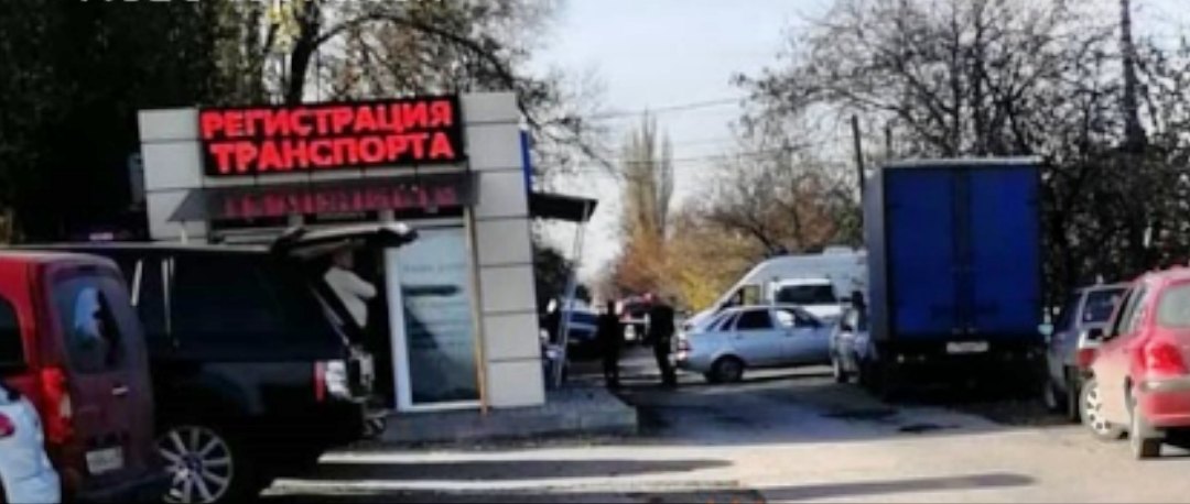 Улицу в Новочеркасске оцепили из-за подозрительного боевого снаряда