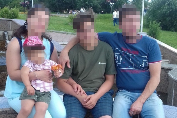 В соцсети мать погибшей написала: «Вот и вся эта семья погибла... Царствие небесное вам, мои любимые дети и внуки.... Буду помнить о вас и молиться. Мама. Бабушка»<br> В соцсети мать погибшей написала: «Вот и вся эта семья погибла... Царствие небесное вам, мои любимые дети и внуки.... Буду помнить о вас и молиться. Мама. Бабушка»<br>