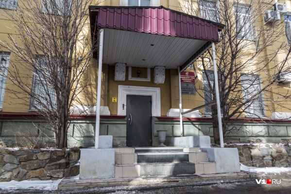 Гарнизонный суд признал подполковника виновным в мошенничестве и превышении полномочий Гарнизонный суд признал подполковника виновным в мошенничестве и превышении полномочий