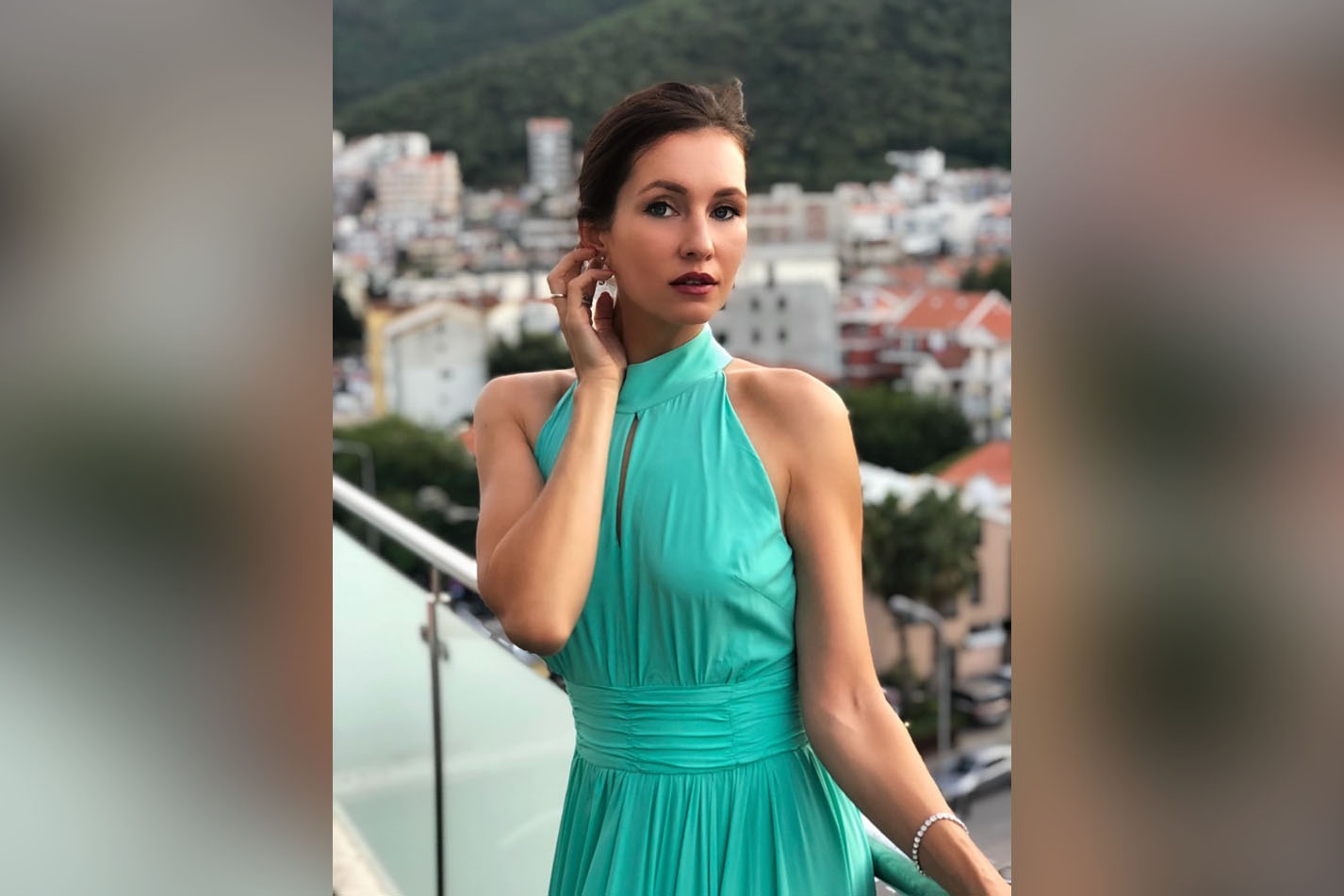 На всероссийском конкурсе «Миссис мира» Юлии присудили номинацию Woman Star
World На всероссийском конкурсе «Миссис мира» Юлии присудили номинацию Woman Star
World