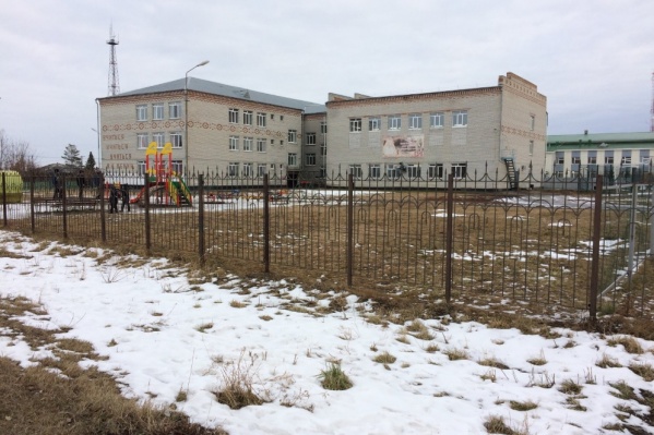 Присваивать деньги бухгалтеру Исетской средней школы № 2 удавалось два с половиной года Присваивать деньги бухгалтеру Исетской средней школы № 2 удавалось два с половиной года