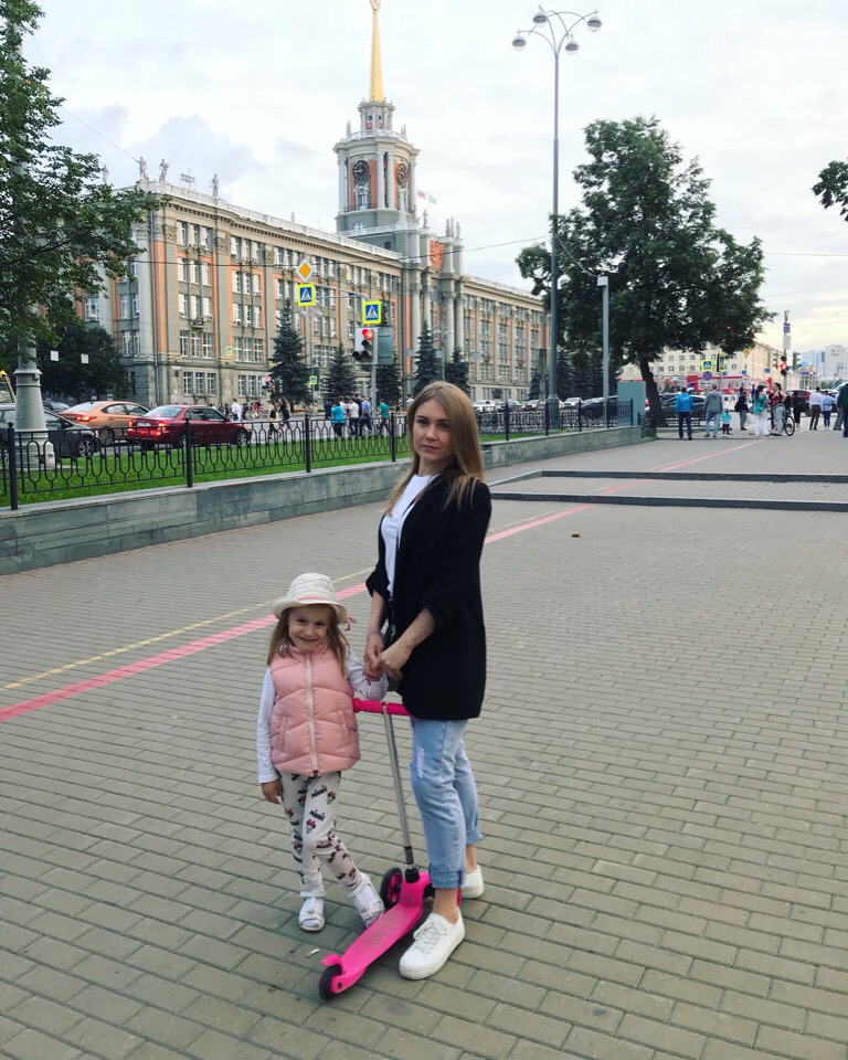 Надежда и Катя Надежда и Катя