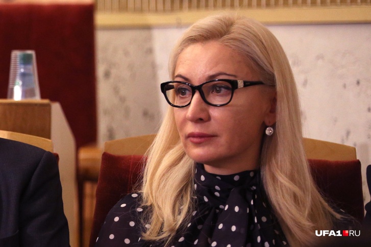 Милана Скоробогатова разговаривала с мэром города Салавата об организации отдыха для дочерей Луизы Хайруллиной Милана Скоробогатова разговаривала с мэром города Салавата об организации отдыха для дочерей Луизы Хайруллиной