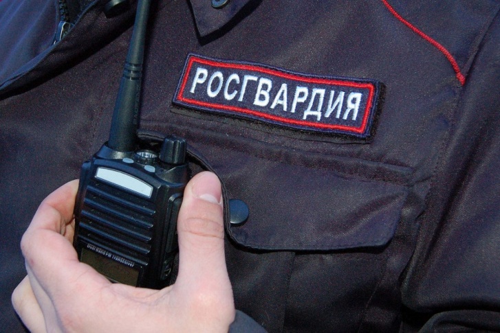 На место преступления тут же прибыли сотрудники Росгвардии На место преступления тут же прибыли сотрудники Росгвардии