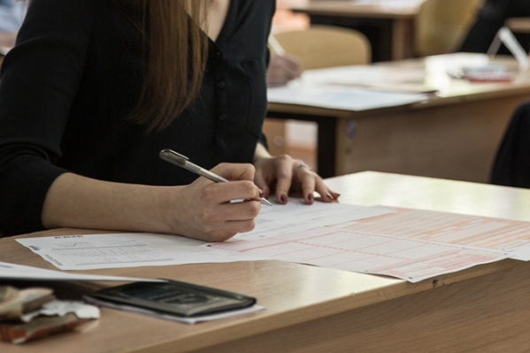 Вчера выпускница получила заслуженную медаль Вчера выпускница получила заслуженную медаль