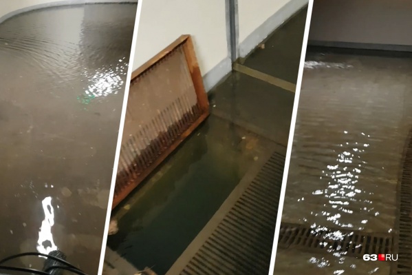Вода заполнила переход Вода заполнила переход