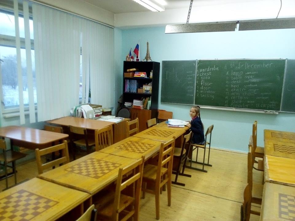 Не приходи сегодня в школу. Школа Красноярск. Мороз в классе фото.