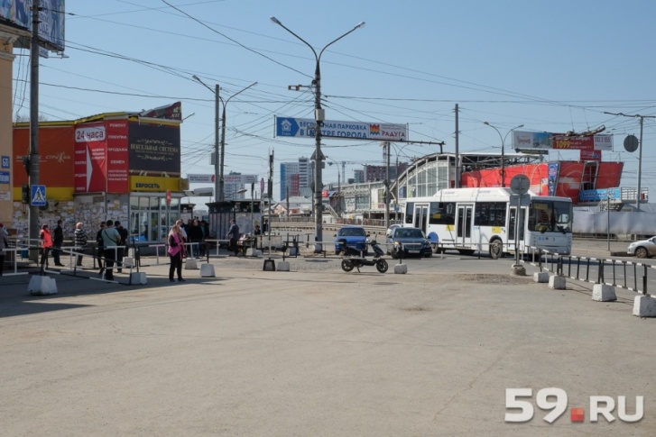 Рекламные растяжки в Перми скоро уйдут в прошлое Рекламные растяжки в Перми скоро уйдут в прошлое