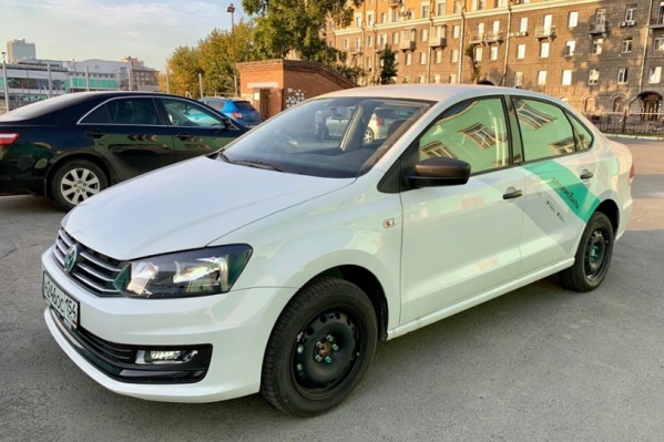 Аренда Volkswagen Polo стоит 10 рублей за минуту Аренда Volkswagen Polo стоит 10 рублей за минуту