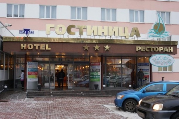 На дебошира пожаловался администратор гостиницы На дебошира пожаловался администратор гостиницы