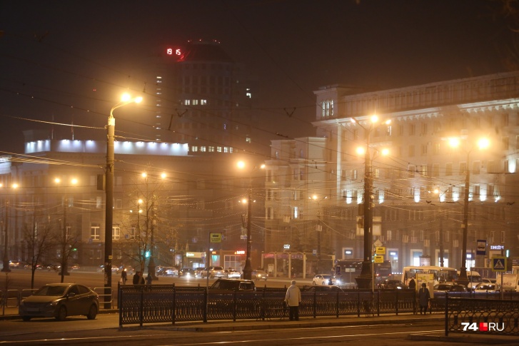 Накануне вечером даже в центре Челябинска было нечем дышать