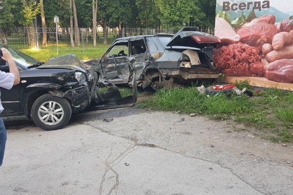 В ГИБДД сообщили, что оба водителя были трезвыми В ГИБДД сообщили, что оба водителя были трезвыми